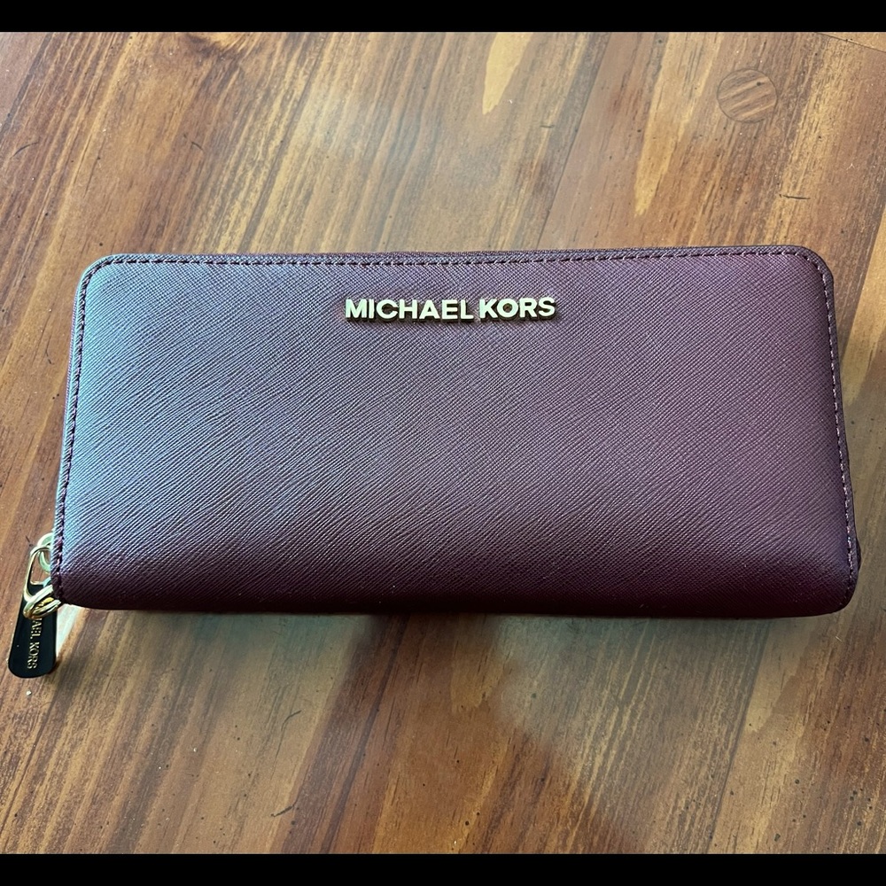 Michael Kors burgundy zip wallet